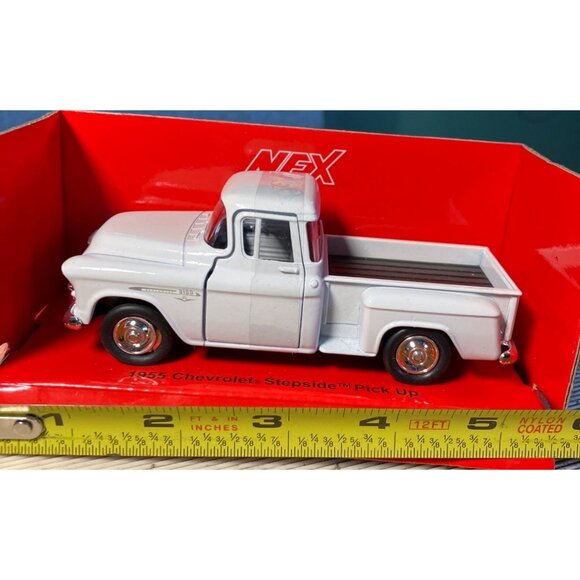 NEX MODLE 1955 Chevrolet Sidestep Pick Up - Picture 8 of 9
